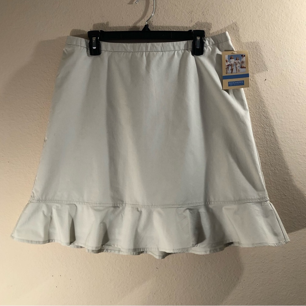 Womens Dockers Women Nouveau Fit Khaki Skirt